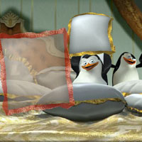 Бой подушками с пингвинами